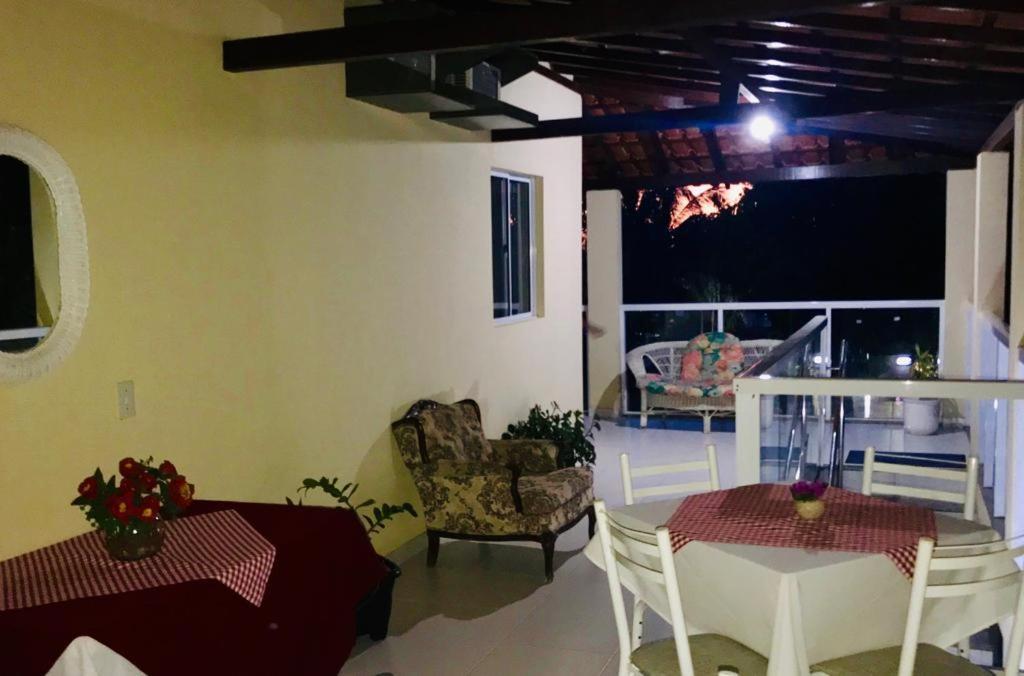 Pousada Tres Praias Гуарапари Екстериор снимка
